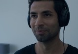 Фильм За деревьями / Behind the Trees (2019) - cцена 6