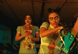 Фильм Платье / Aadai (2019) - cцена 4