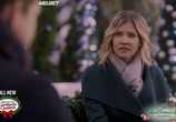 Фильм Праздник к нам приходит / It's Beginning to Look a Lot Like Christmas (2019) - cцена 3